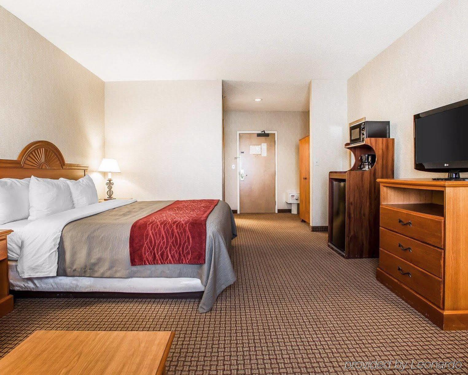 Days Inn By Wyndham Sidney Oh Kültér fotó